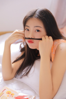 现爱